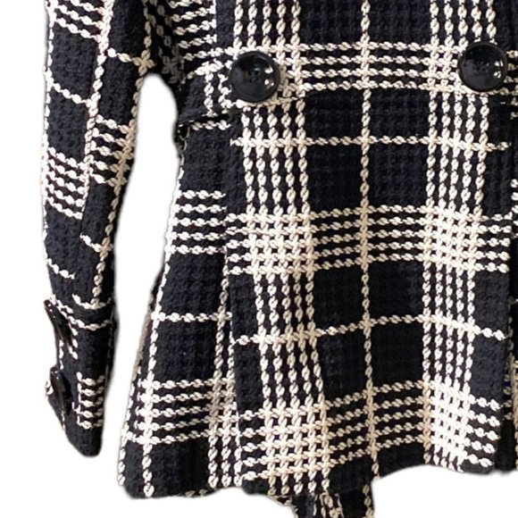 Last Kiss Double Breasted Coat - Picture 10 of 13